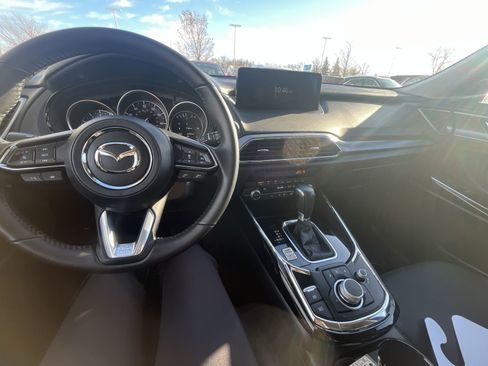 Used 2023 MAZDA CX-9 Touring image 10