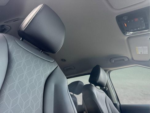 New 2026 Kia Carnival LXS image 18