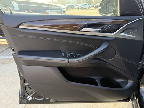 Used 2021 BMW X3 xDrive30i image 11