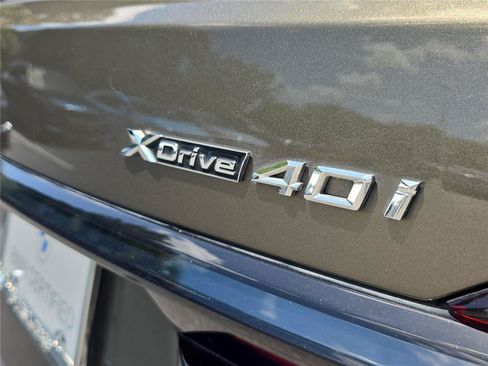 Certified 2024 BMW X7 xDrive40i w/ M Sport Package AWD/4WD image 5