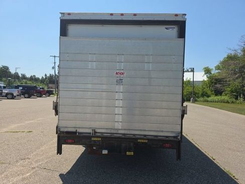Used 2024 Ford E-350 and Econoline 350 Super Duty w/ Power Windows & Locks Group RWD image 4