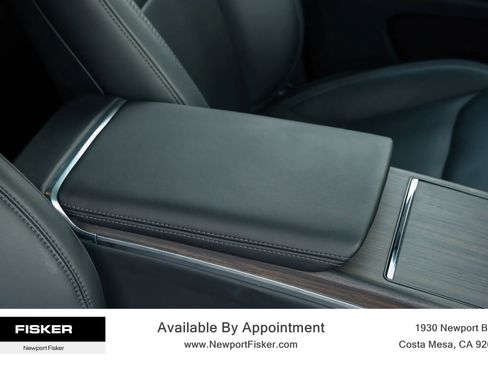 Used 2024 Tesla Model X image 36