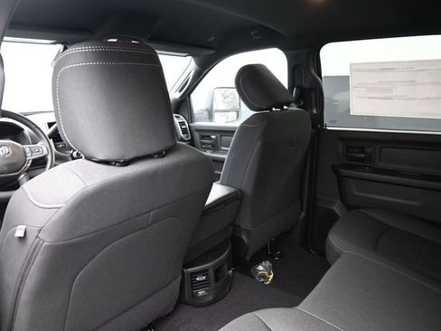 New 2026 RAM 3500 Tradesman AWD/4WD image 30