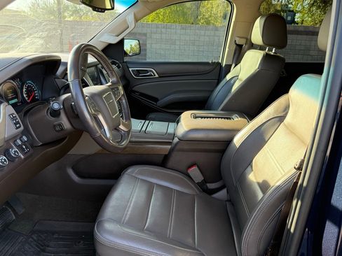 Used 2018 GMC Yukon Denali w/ Denali Ultimate Package image 13