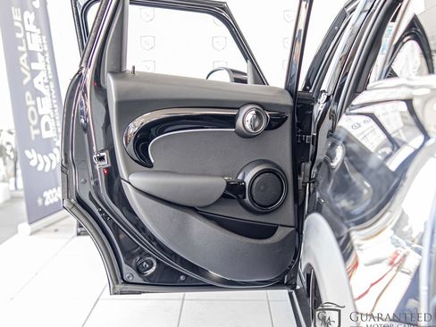Used 2023 MINI Cooper S FWD image 33