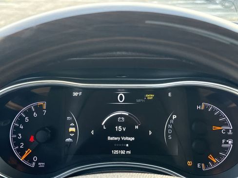 Used 2014 Jeep Grand Cherokee Overland w/ Advanced Technology Group image 31