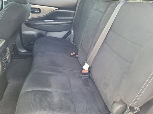 Used 2017 Nissan Murano S w/ Navigation Package image 8