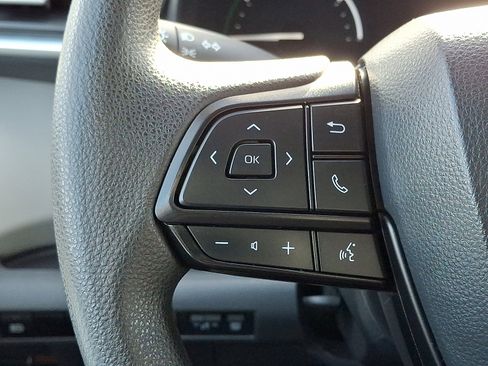 Used 2024 Toyota Sienna LE image 24