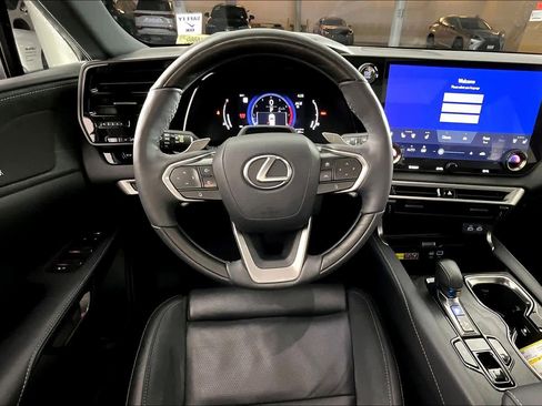 Used 2023 Lexus RX 350 Luxury image 6