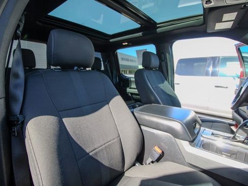 Used 2016 Ford F150 XLT w/ Equipment Group 302A Luxury AWD/4WD image 18