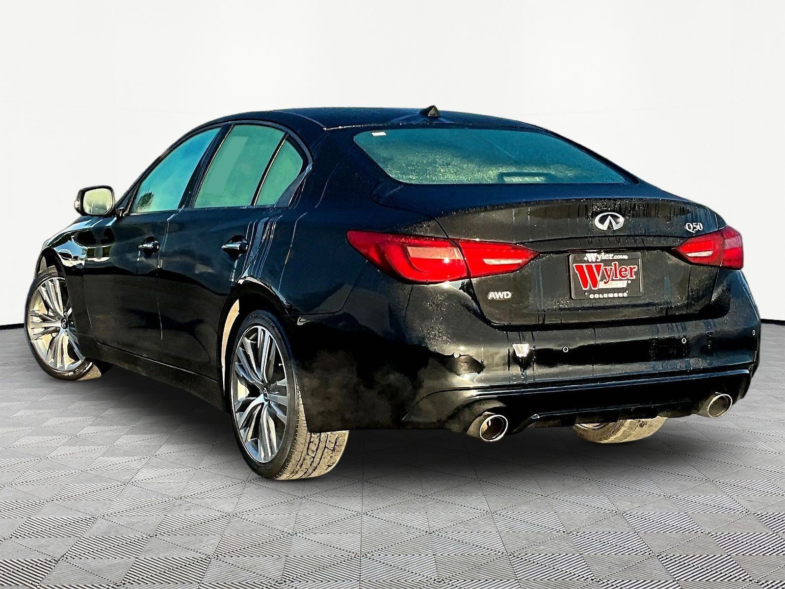 Used 2023 INFINITI Q50 Sensory AWD/4WD image 4