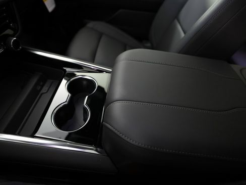 Used 2026 Chevrolet Tahoe Z71 w/ Comfort Package image 42