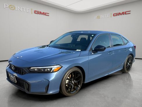 Used 2025 Honda Civic Sport image 2