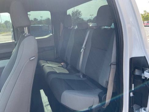 Used 2019 Ford F150 XL w/ Equipment Group 101A Mid AWD/4WD image 12