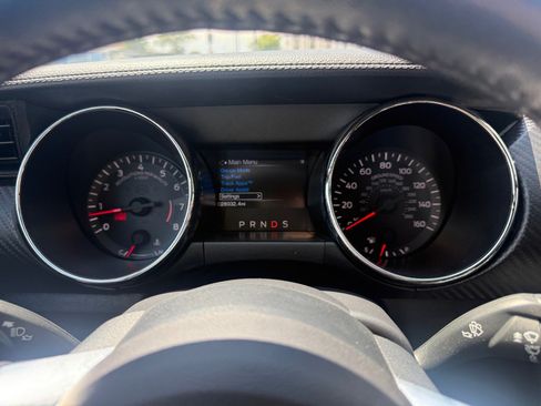 Used 2017 Ford Mustang Convertible RWD image 10