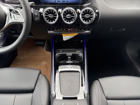 New 2026 Mercedes-Benz GLA 250 4MATIC image 26