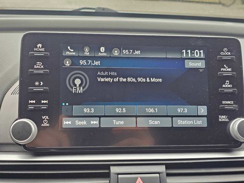 Used 2019 Honda Accord Sport image 28