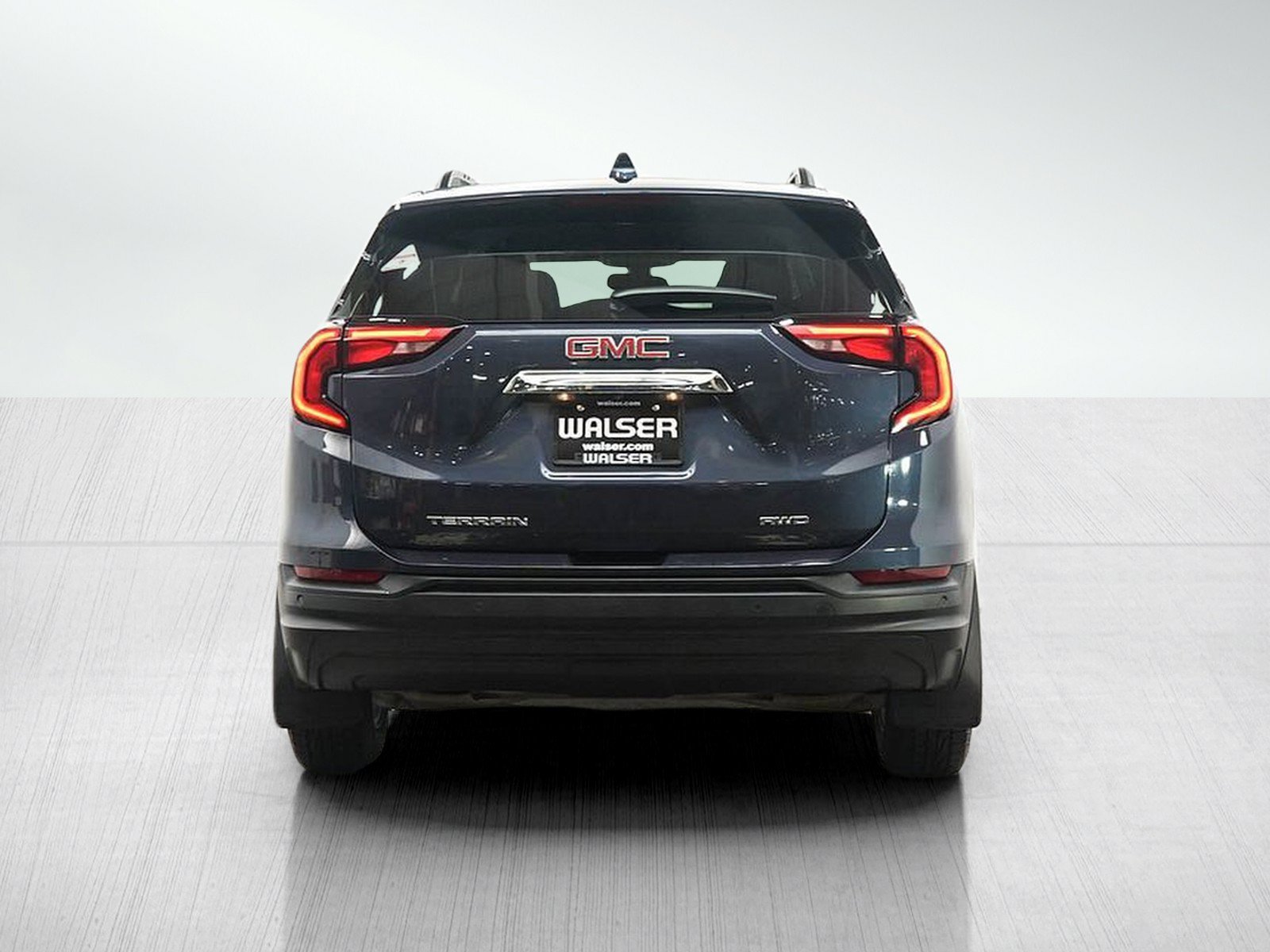 Used 2019 GMC Terrain SLE w/ Driver Convenience Package AWD/4WD image 4