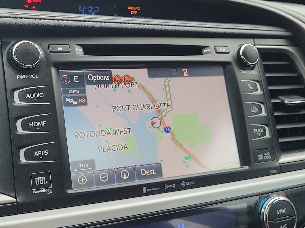Used 2019 Toyota Highlander Limited AWD/4WD image 19