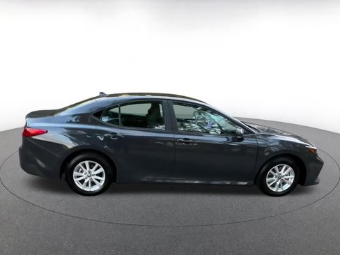 Used 2025 Toyota Camry LE image 14