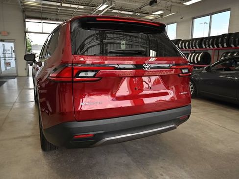 Certified 2026 Toyota Grand Highlander AWD Hybrid image 7