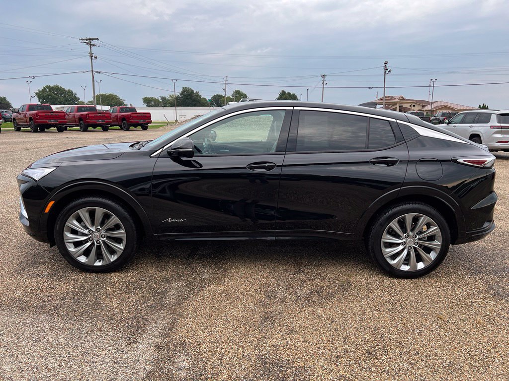Used 2024 Buick Envista Avenir FWD image 2