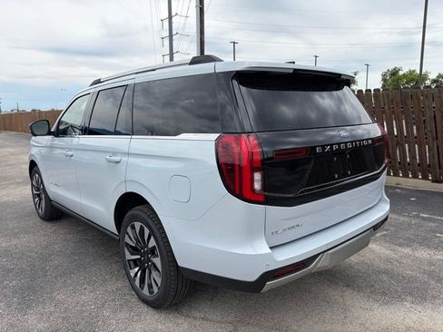 New 2026 Ford Expedition Platinum AWD/4WD image 18