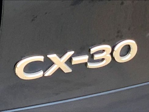 Used 2020 MAZDA CX-30 FWD image 9