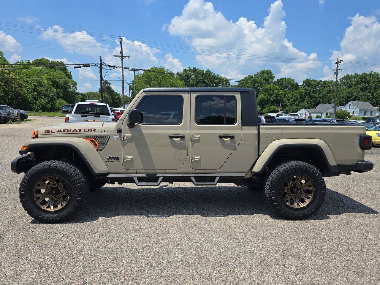 Used 2020 Jeep Gladiator Sport w/ Quick Order Package 24S AWD/4WD image 19