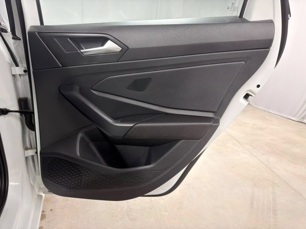 Used 2023 Volkswagen Jetta Sport FWD image 38