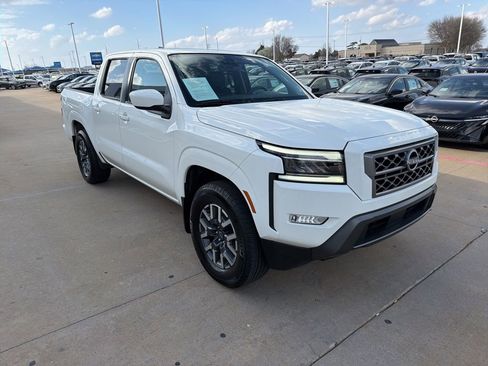 Used 2024 Nissan Frontier SL w/ Technology Package image 7