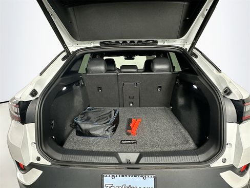 Used 2023 Volkswagen ID.4 Pro S image 26