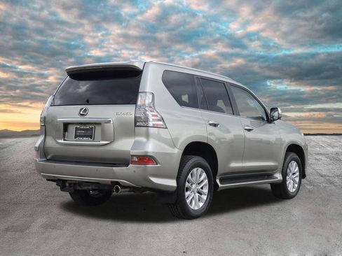 Certified 2022 Lexus GX 460 Premium w/ Premium Package AWD/4WD image 9