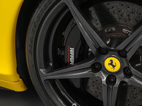 Used 2010 Ferrari 458 Italia Coupe RWD image 14