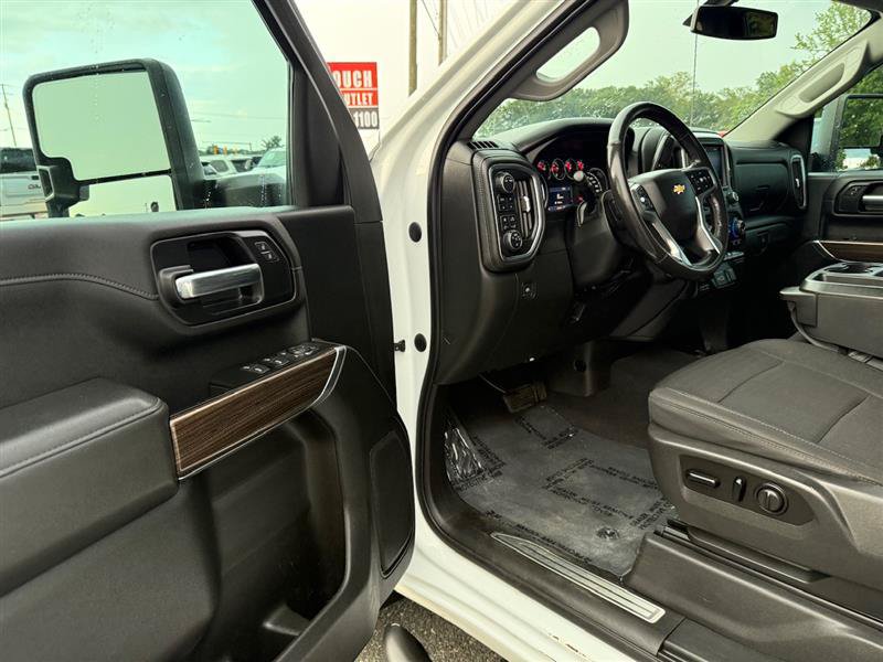 Used 2020 Chevrolet Silverado 2500 LT w/ Convenience Package AWD/4WD image 24