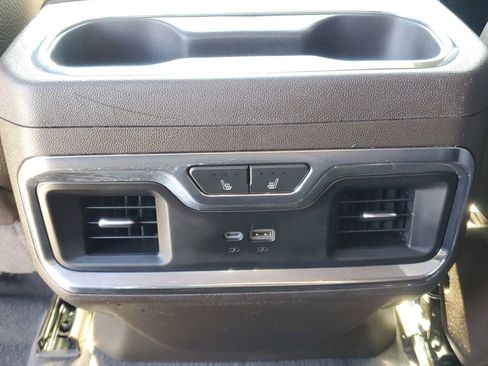 Used 2024 GMC Sierra 3500 Denali w/ Denali Reserve Package image 12