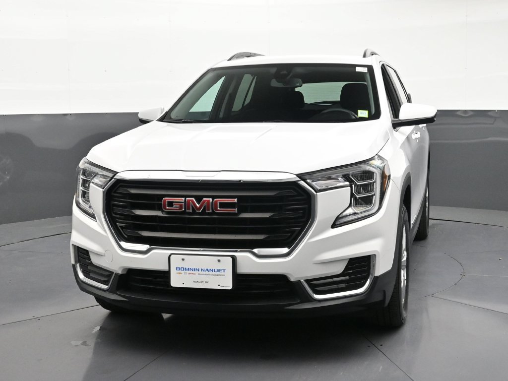 Certified 2022 GMC Terrain SLE w/ Driver Convenience Package AWD/4WD image 8