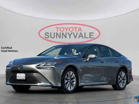 Certified 2022 Toyota Mirai XLE image 1