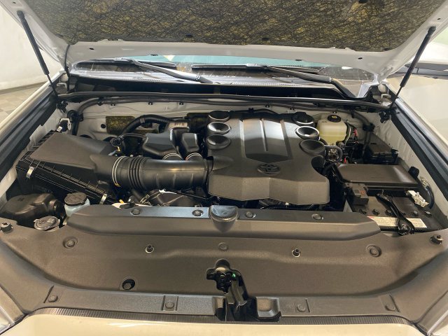 Used 2024 Toyota 4Runner Limited AWD/4WD image 16