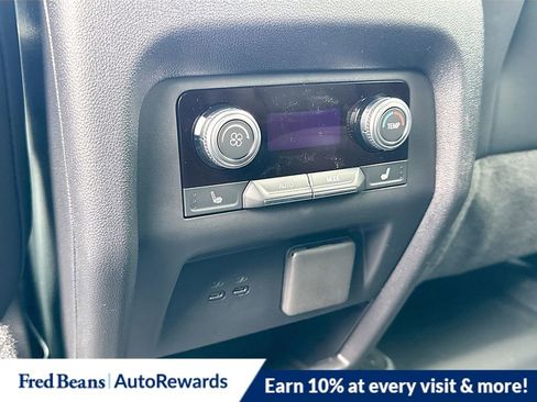 New 2026 GMC Acadia Elevation w/ Elevation Premium Package AWD/4WD image 30
