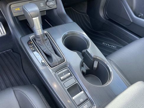 Used 2025 Honda Civic Sport image 21