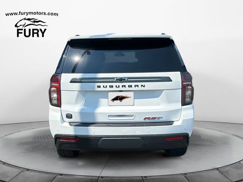 Used 2021 Chevrolet Suburban RST AWD/4WD image 4