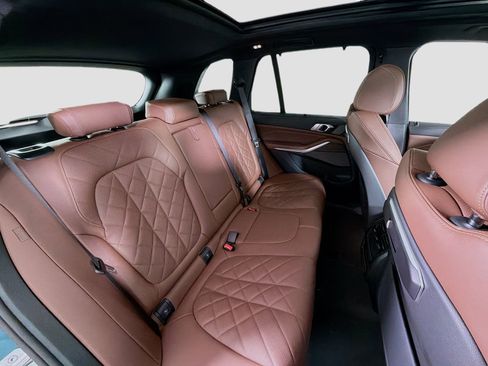 New 2026 BMW X5 xDrive50e w/ Executive Package image 30