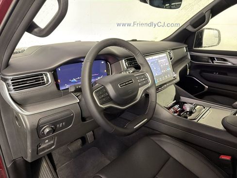 New 2026 Jeep Grand Wagoneer Limited AWD/4WD image 12
