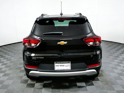 Certified 2025 Chevrolet TrailBlazer LT AWD/4WD image 25
