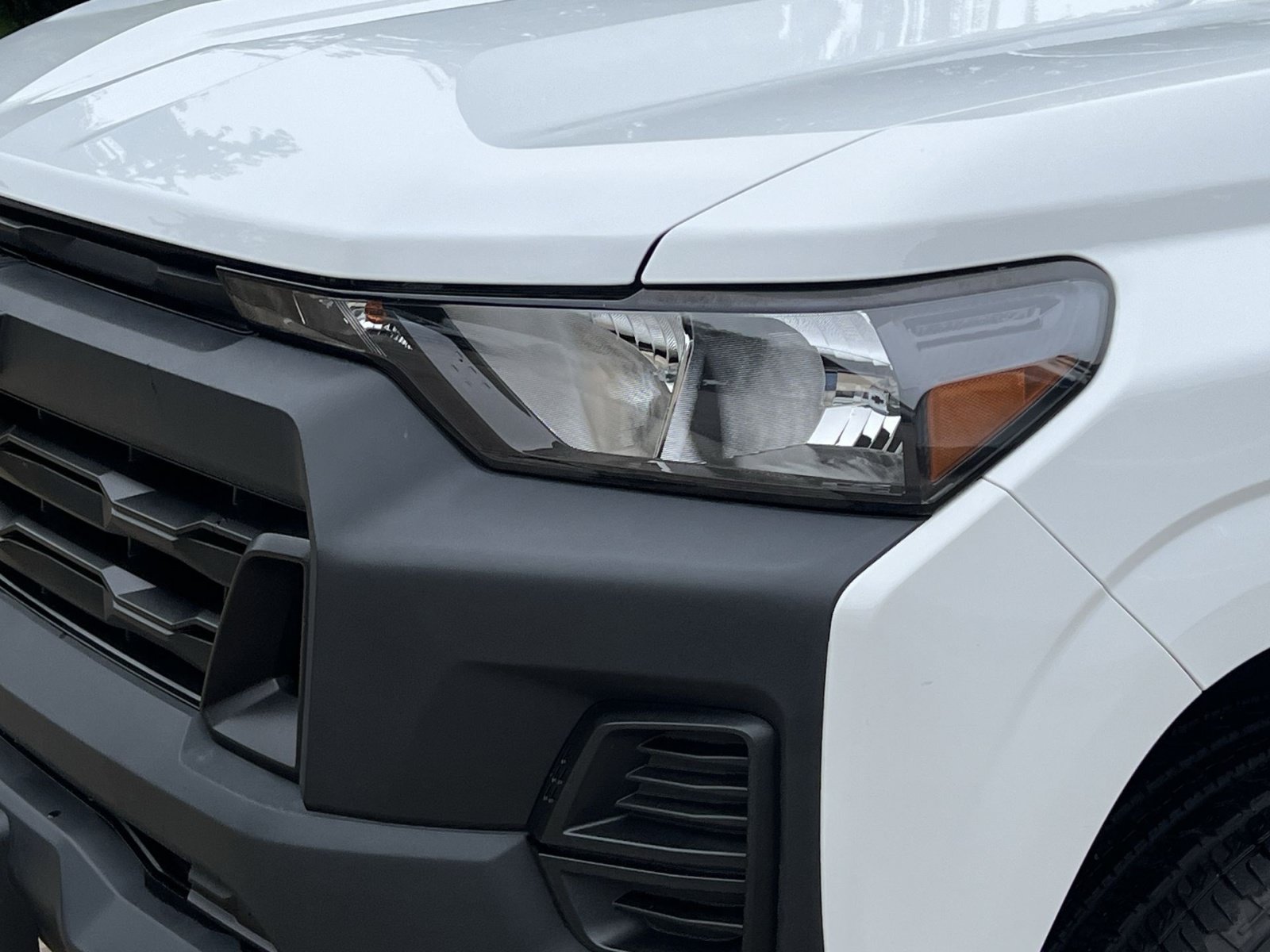 Used 2025 Chevrolet Colorado W/T RWD image 13