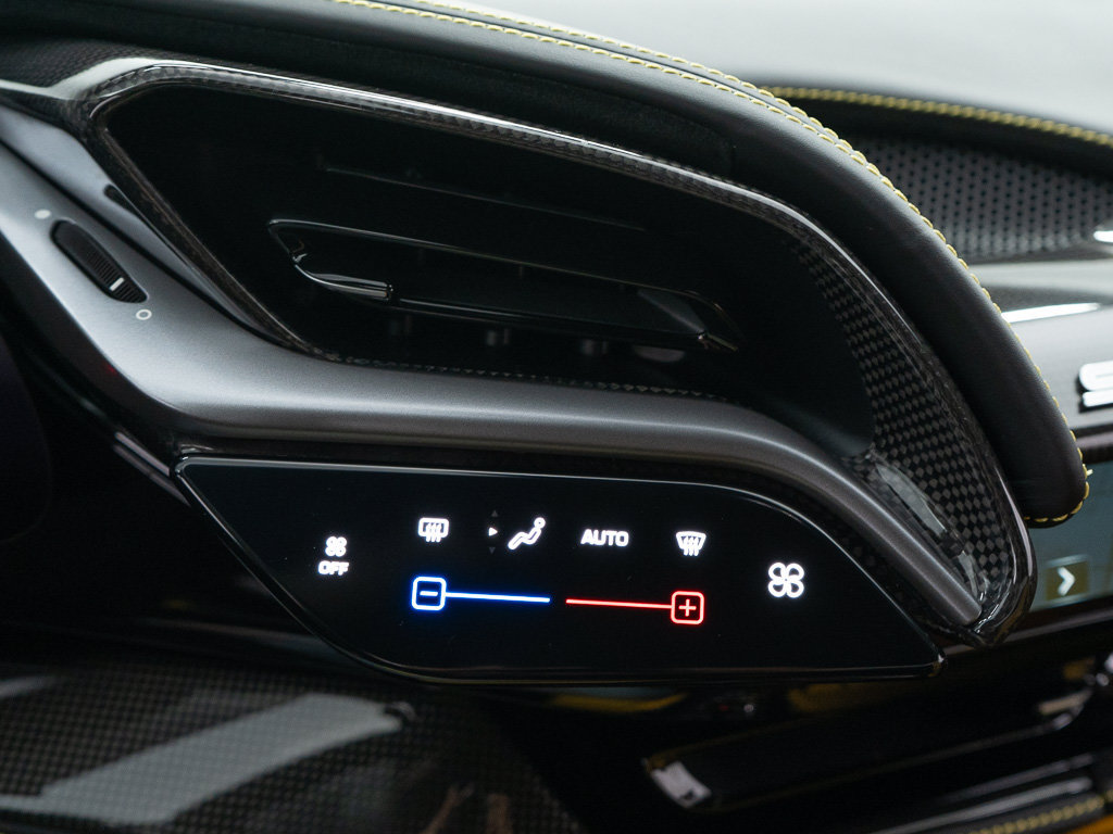 Used 2022 Ferrari SF90 Spider AWD/4WD image 37
