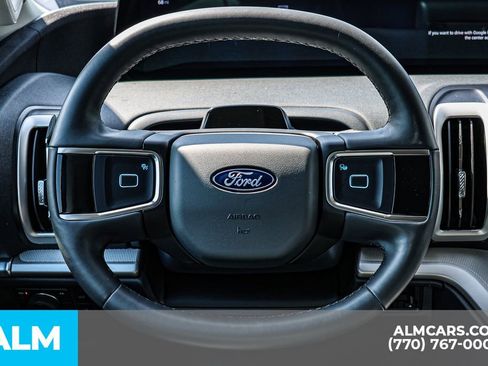 Used 2025 Ford Expedition Active AWD/4WD image 36