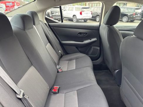 Used 2024 Nissan Sentra SV FWD image 30