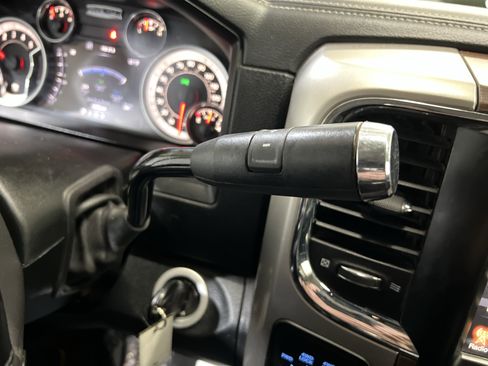 Used 2017 RAM 2500 Laramie AWD/4WD image 21